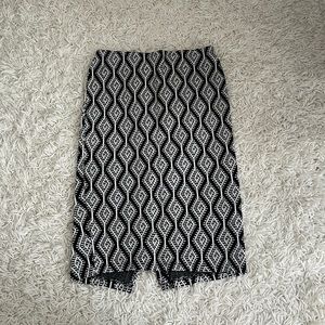 Zara Patterned Pencil Skirt